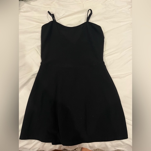 ALO Yoga Courtside Sport Dress - Picture 5 of 7